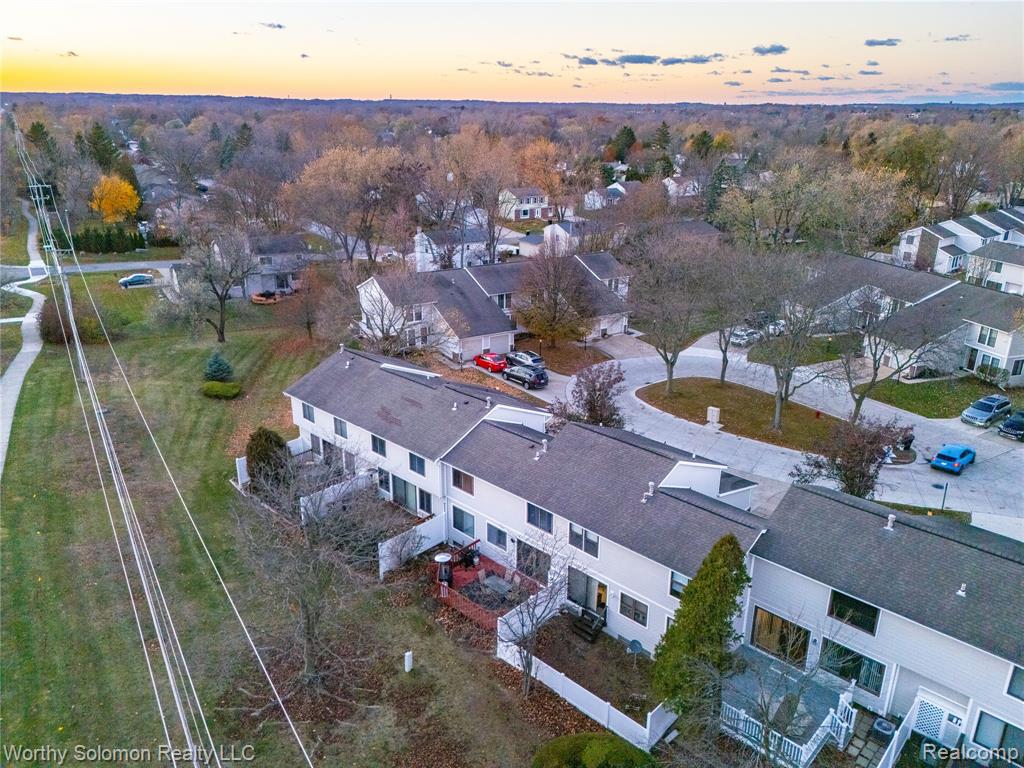 22415 Cranbrooke Drive, Novi, MI — Photo 36