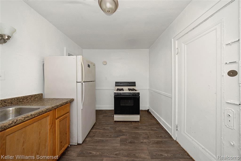 9225 Birwood Street, Detroit, MI 48204 — Photo 16