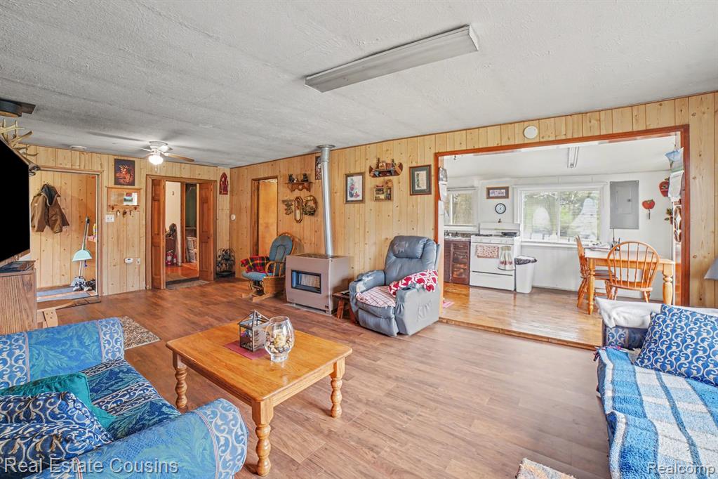 5881 Apple Hill Drive, Lake, MI 48632 — Photo 9