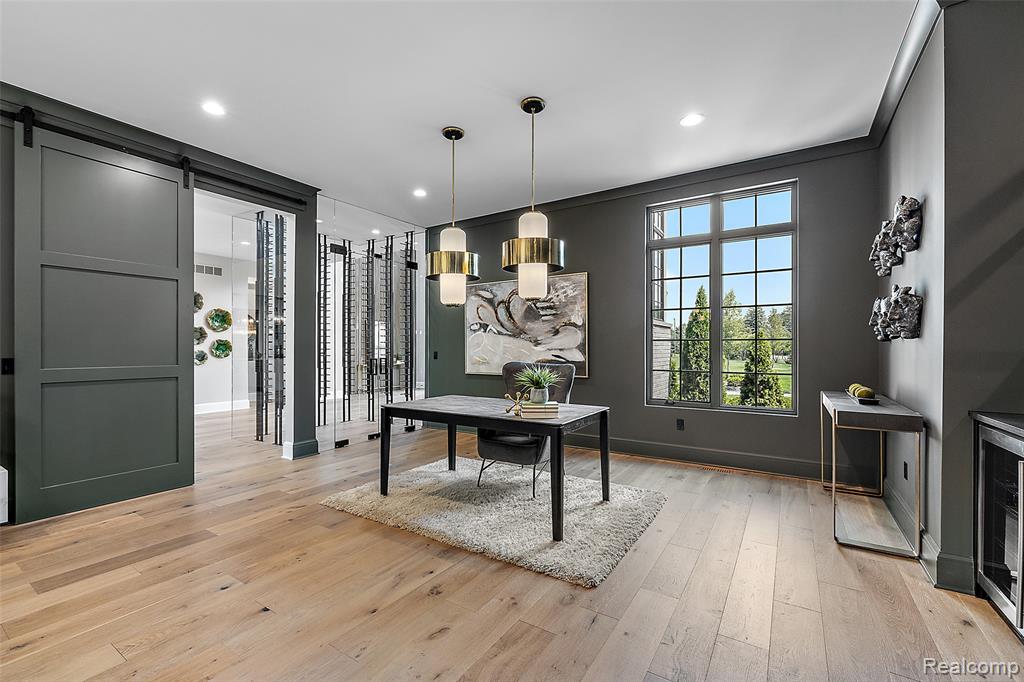 3268 Willis Drive, Oakland, MI, 48306