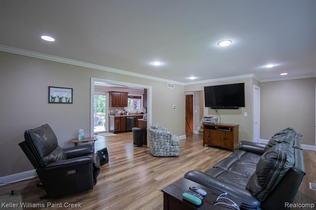 27200 Irwin Road, Richmond, MI 48062 — Photo 6