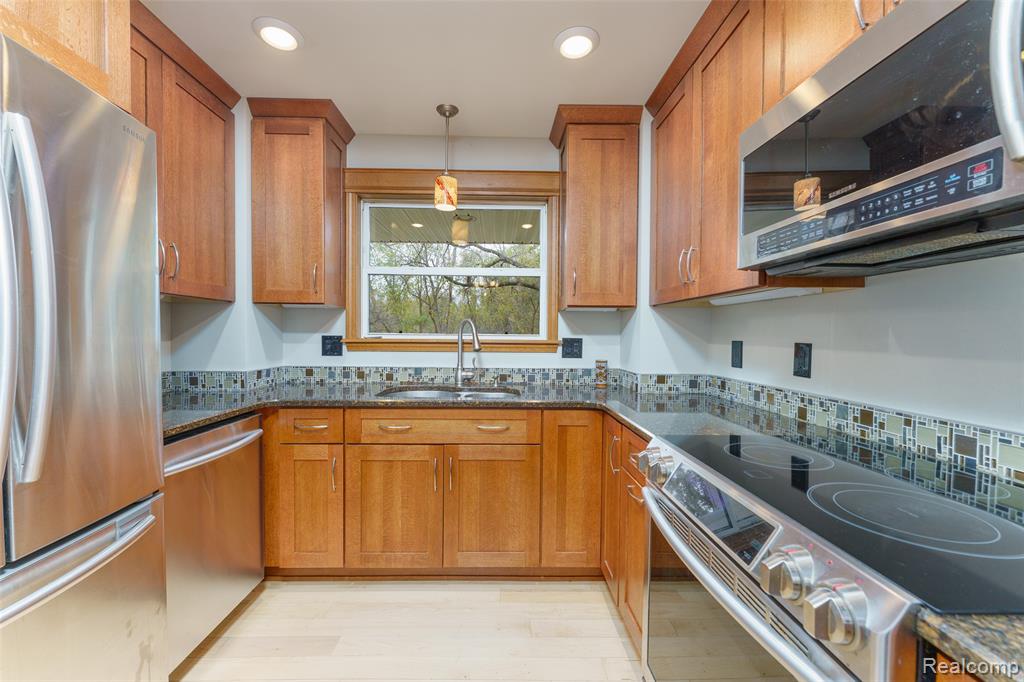 3410 Hogback Road, Fowlerville, MI 48836 — Photo 10