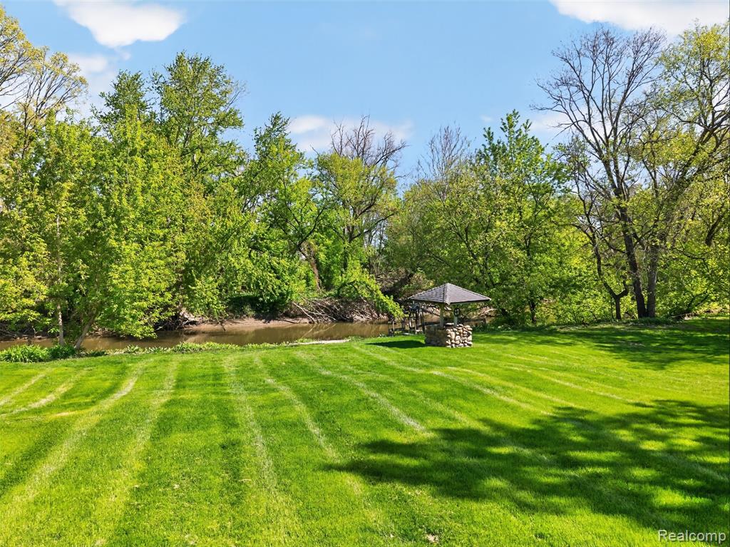 15623 Millar Road, Clinton Twp, MI 48036 — Photo 8