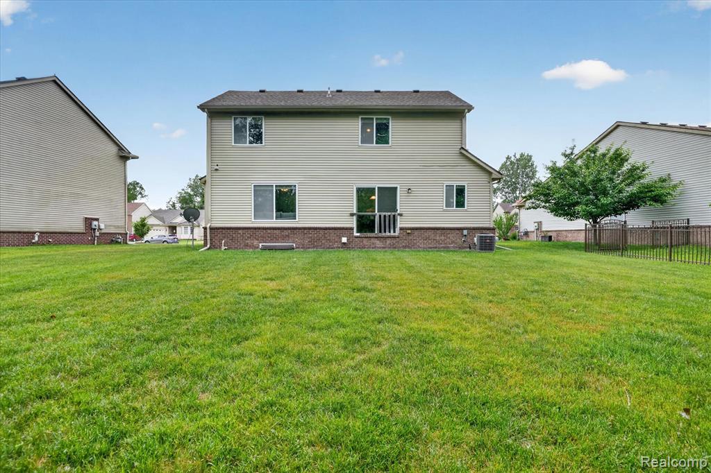 6119 Treetops Drive, Romulus, MI 48174 — Photo 40