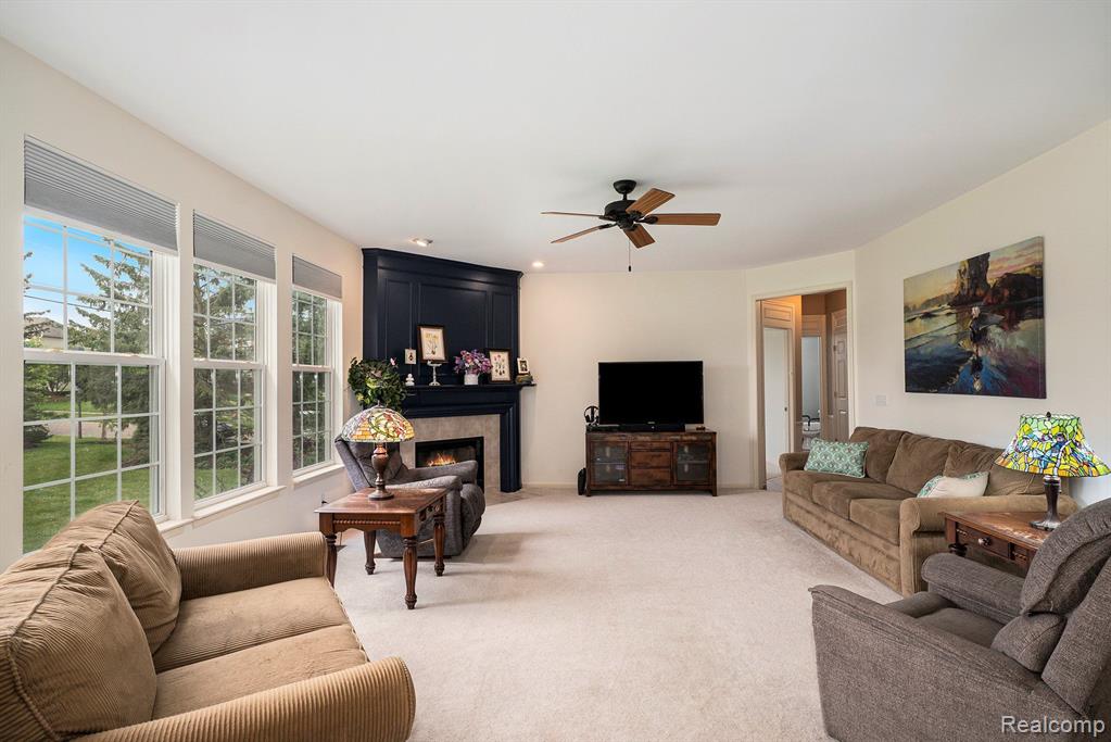 6162 MCCANDLISH Road, Grand Blanc, MI 48439 — Photo 12