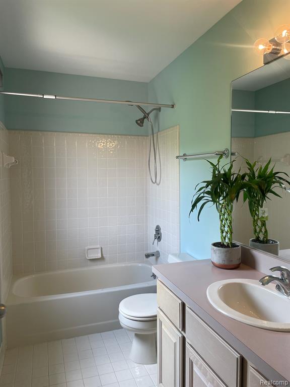 29494 Sylvan Lane, 6, Farmington Hills, MI 48334 — Photo 22