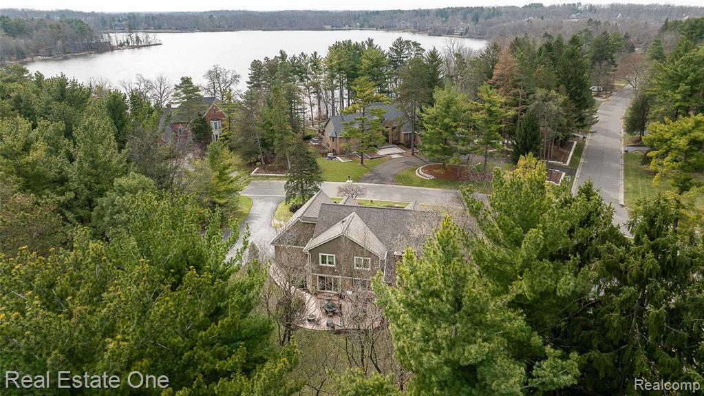 5350 Hidden Pines Drive, Brighton, MI 48116 — Photo 98