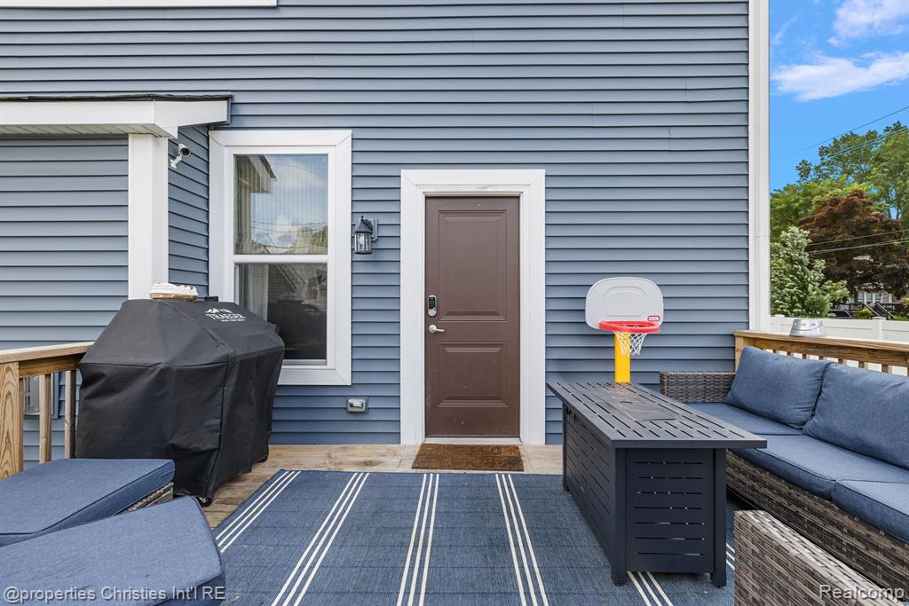 407 COLLEGE Street, Ferndale, MI 48220 — Photo 46