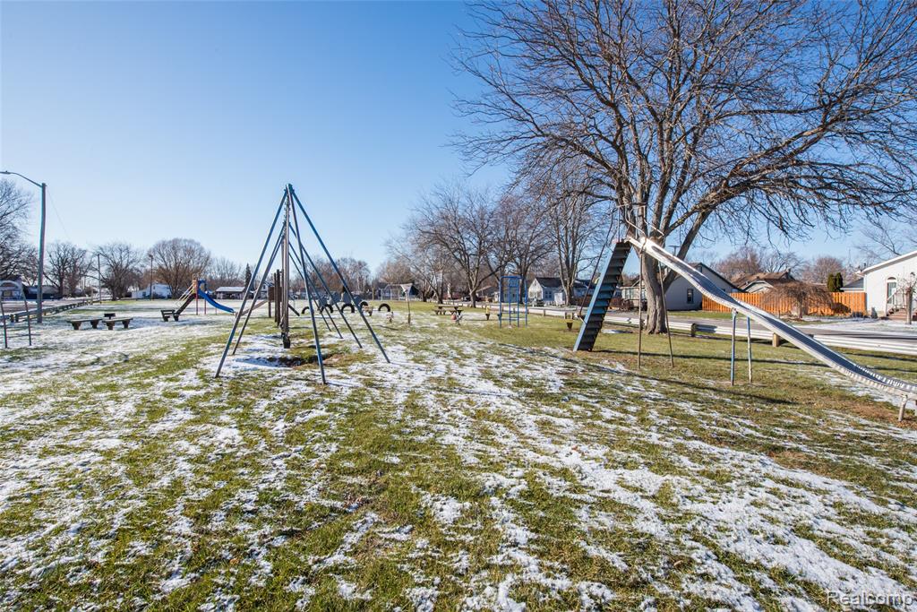 5685 Venice Road, Newport, MI 48166 — Photo 23
