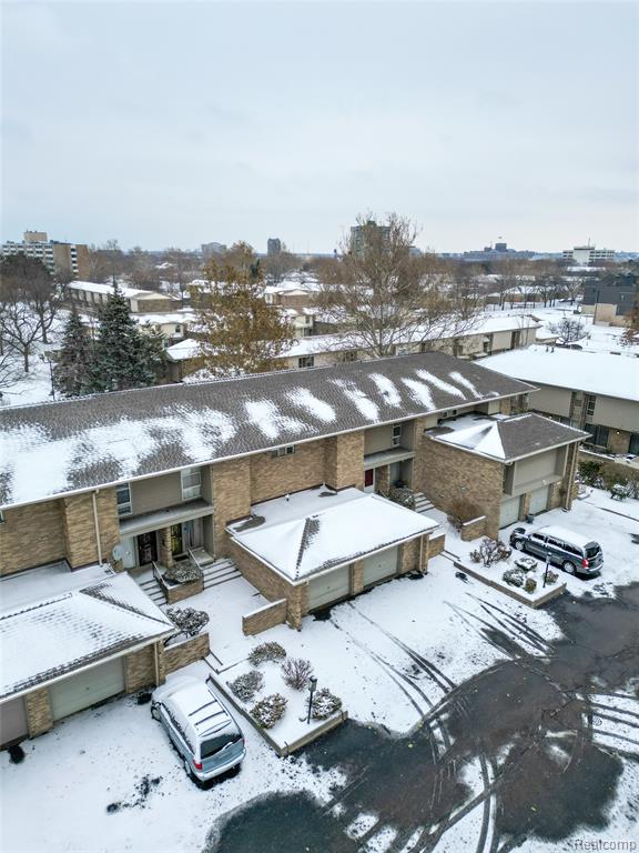 1922 Thornhill Place, Detroit, MI 48207 — Photo 23