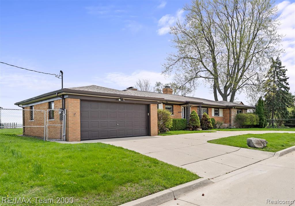 22624 Rio Vista Street, Saint Clair Shores, MI 48081 — Photo 4