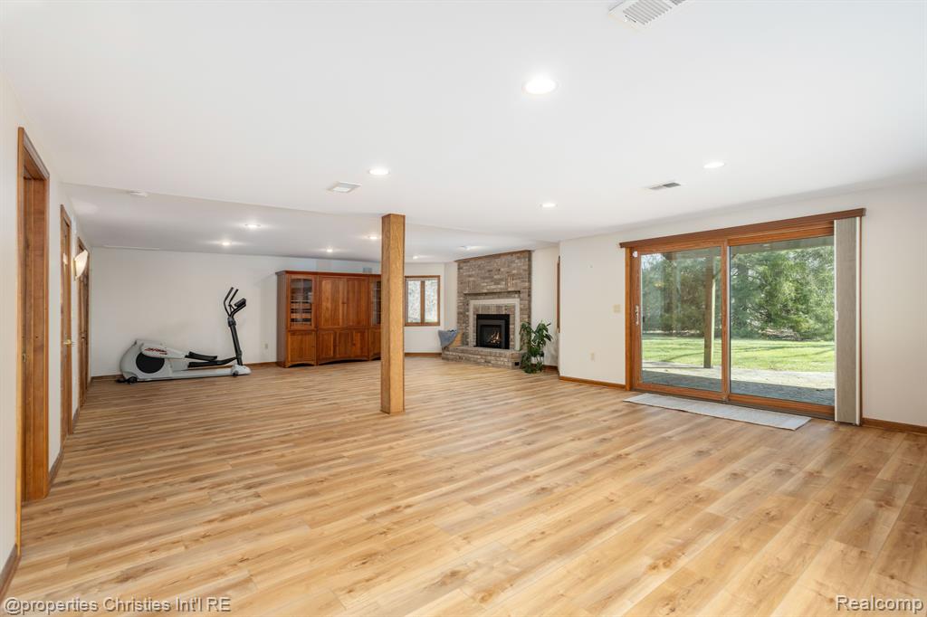 9293 BROOKVILLE Road, Plymouth, MI 48170 — Photo 43