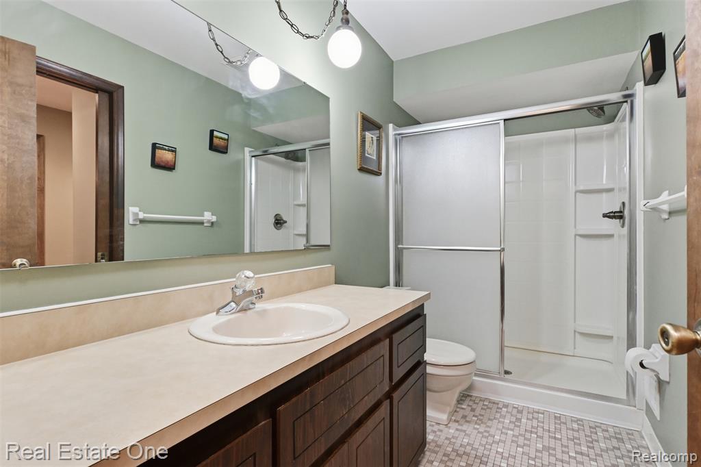 6920 Pontiac Trail, West Bloomfield, MI 48323 — Photo 10