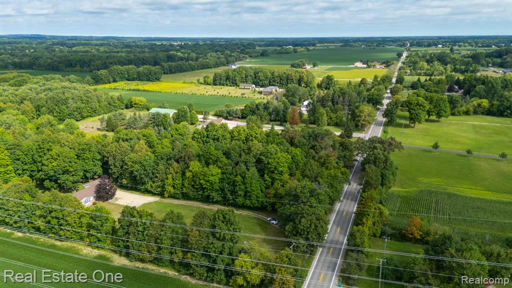 72021 Romeo Plank Road, Armada, MI — Photo 5