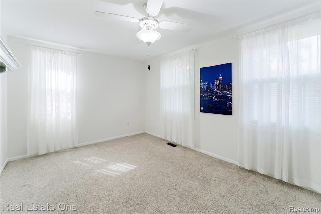 5374 Daniels Drive, Troy, MI 48098 — Photo 26