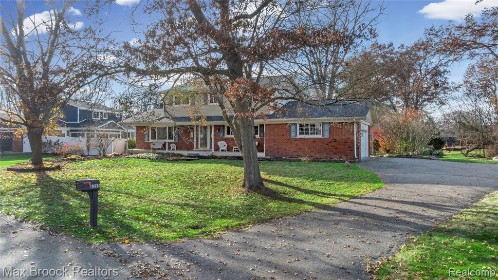 6335 Thorneycroft Drive, Shelby Twp, MI 48316 — Photo 2