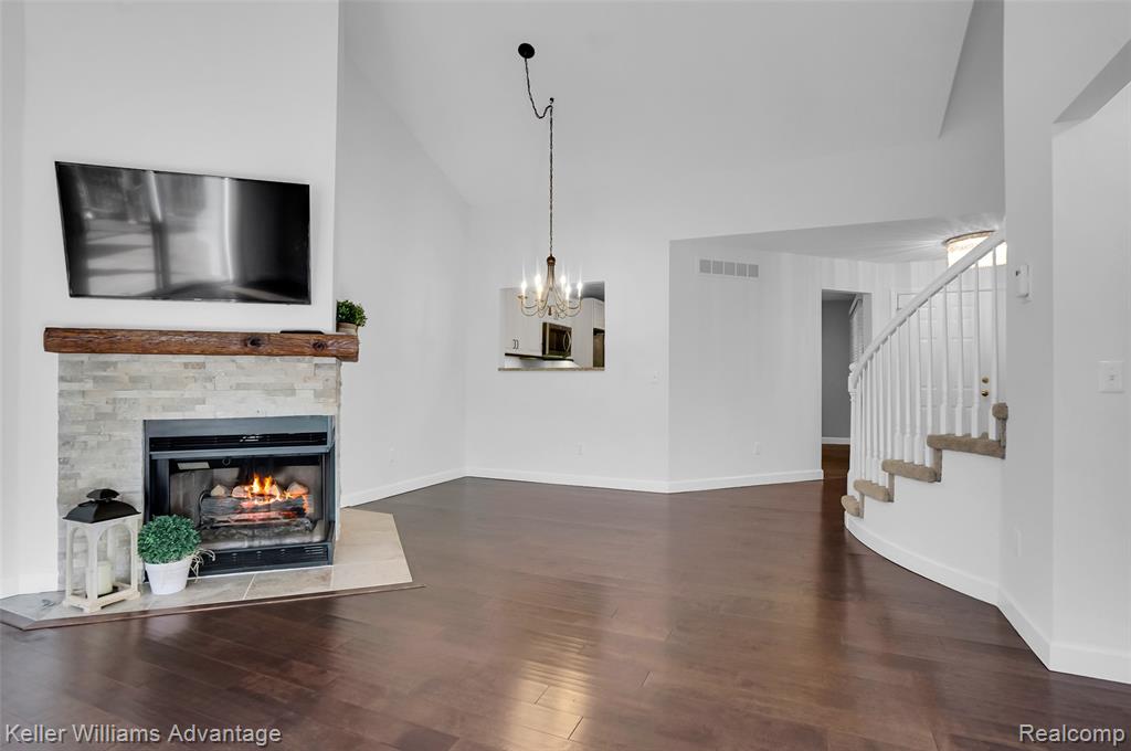 2750 Maple Forest Drive, Wixom, MI 48393 — Photo 10