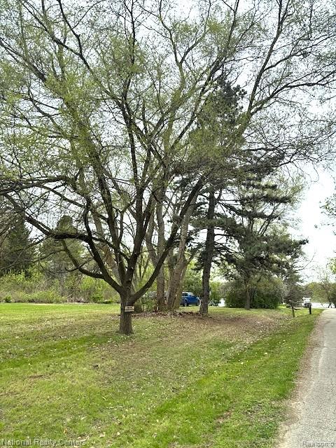 1625 HIGHLAND PARK Drive, Highland, MI 48356 — Photo 33