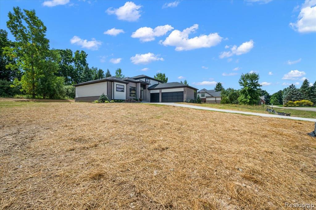 8828 Stonewall E., Clarkston, MI 48348 — Photo 66