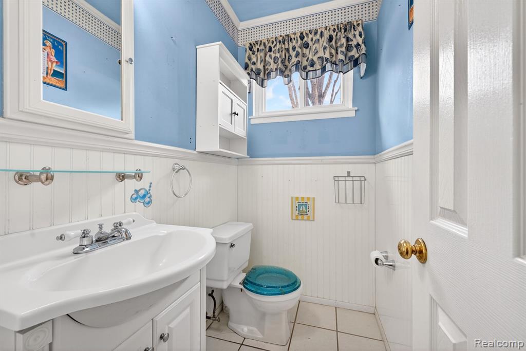 18209 Winwood Avenue, Brownstown, MI 48193 — Photo 12