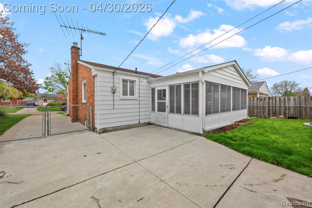 7961 Lincoln Street, Taylor, MI 48180 — Photo 31