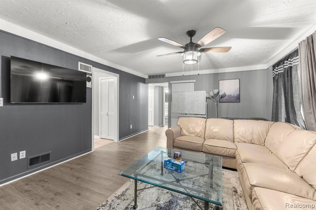 9424 POLK Street, Taylor, MI 48180 — Photo 9