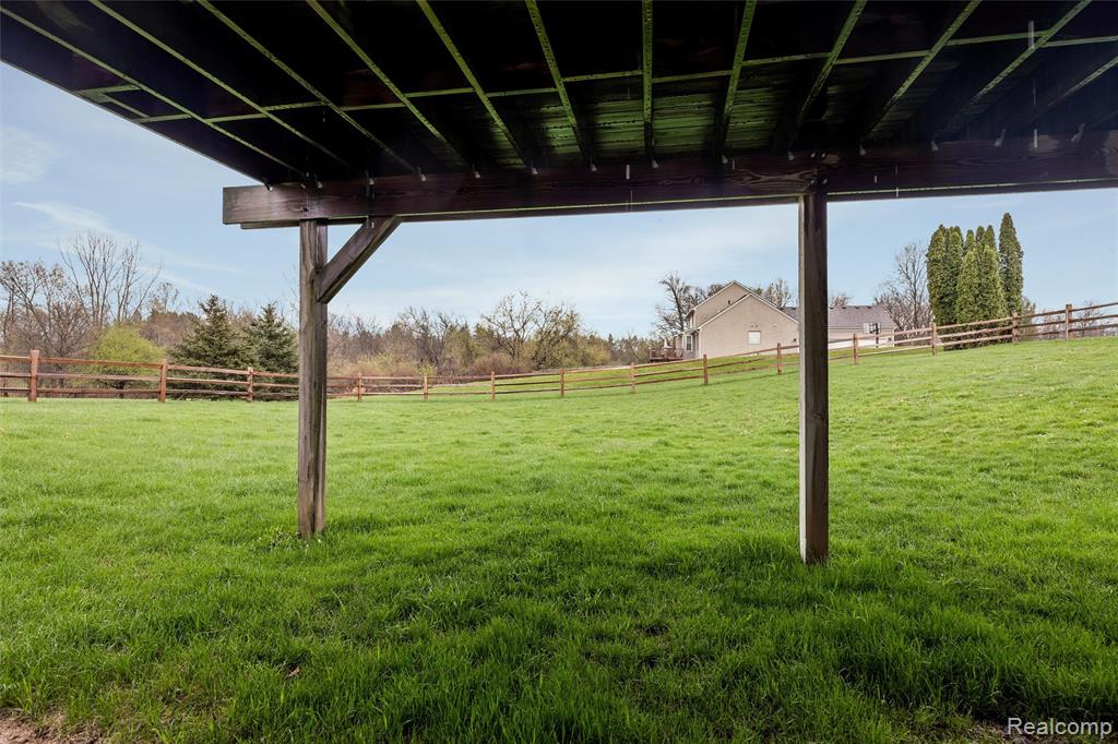 111 Oak Bark Drive, Howell, MI 48843 — Photo 42