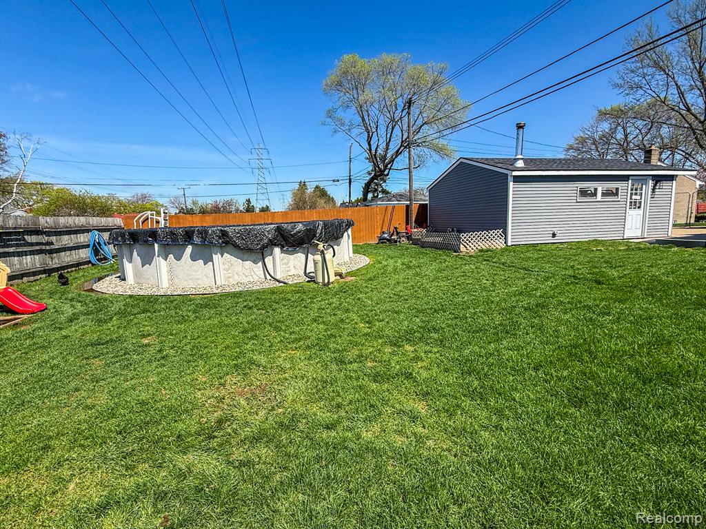 30723 Flanders Avenue, Warren, MI 48088 — Photo 29