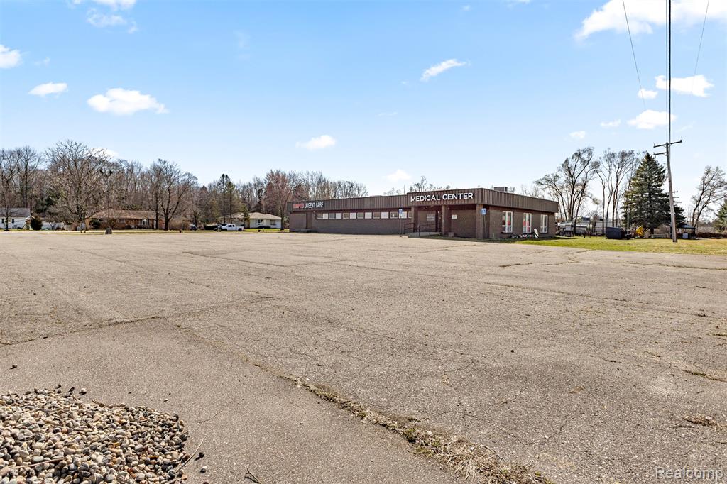 19130 SUMPTER Road, Belleville, MI, 48111