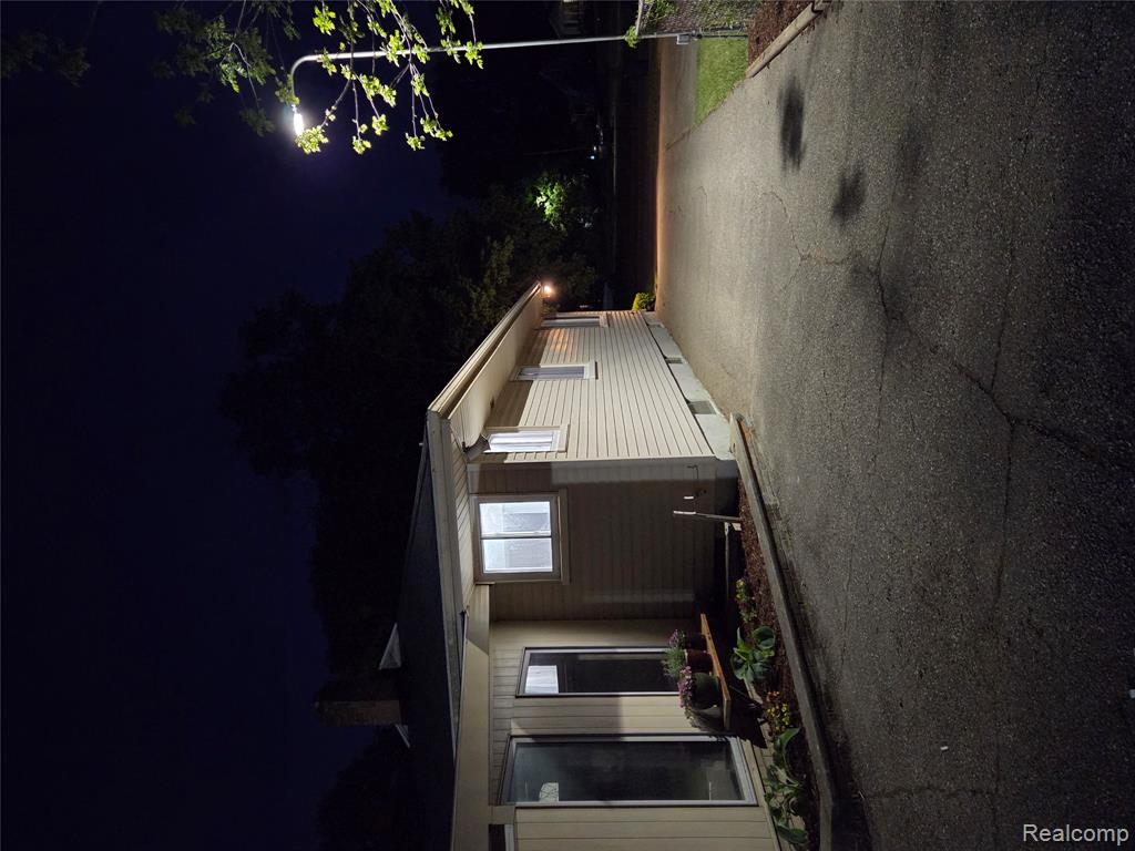 511 McKinley Avenue, Flint, MI 48507 — Photo 2