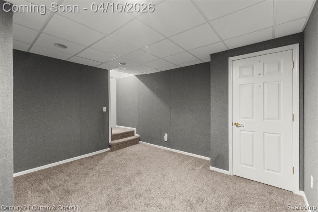 8045 Colonial Lane, Ypsilanti, MI 48198 — Photo 32