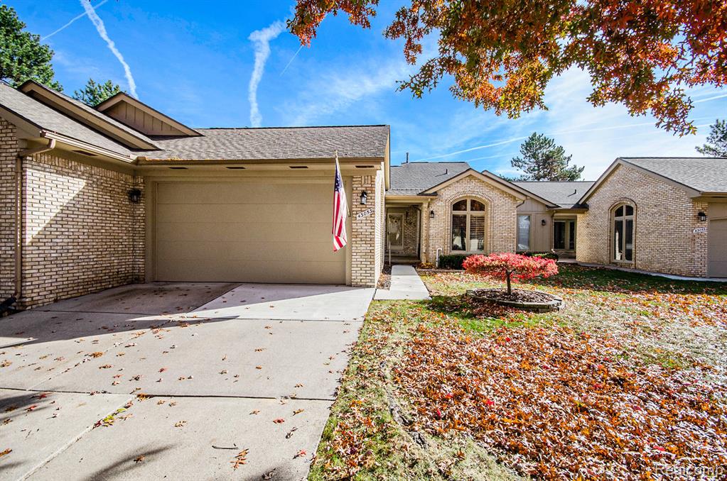 43053 W Kirkwood Drive, 30, Clinton Twp, MI 48038 — Photo 4