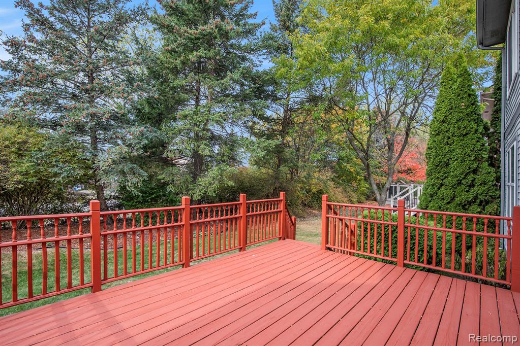 862 Polo Place, Auburn Hills, MI 48326 — Photo 31