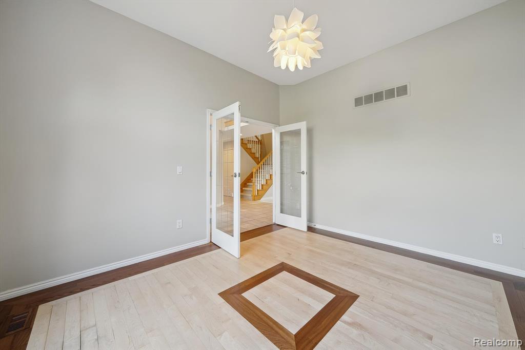 55712 LANCEWOOD Drive, Shelby Twp, MI 48316 — Photo 12