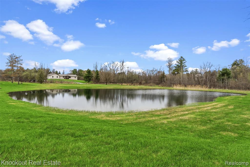 4800 Howell Road, Otter Lake, MI 48464 — Photo 44