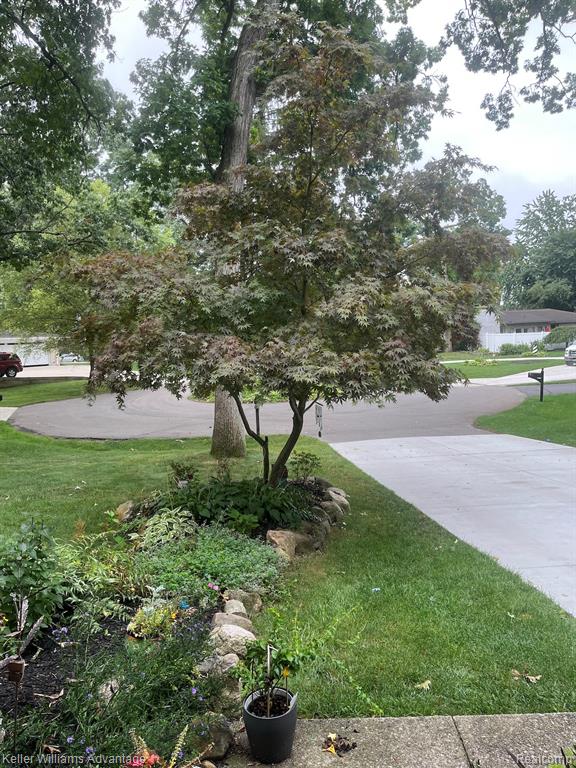 1466 Shankin Court, Wolverine Lake, MI 48390 — Photo 51
