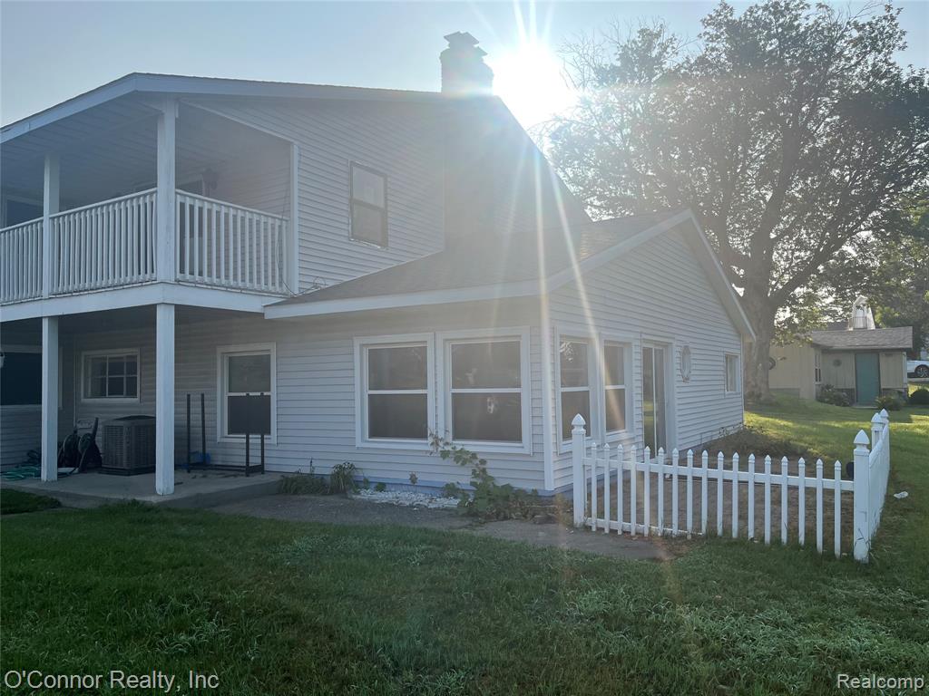 2929 N River Road, Fort Gratiot, MI 48059 — Photo 4