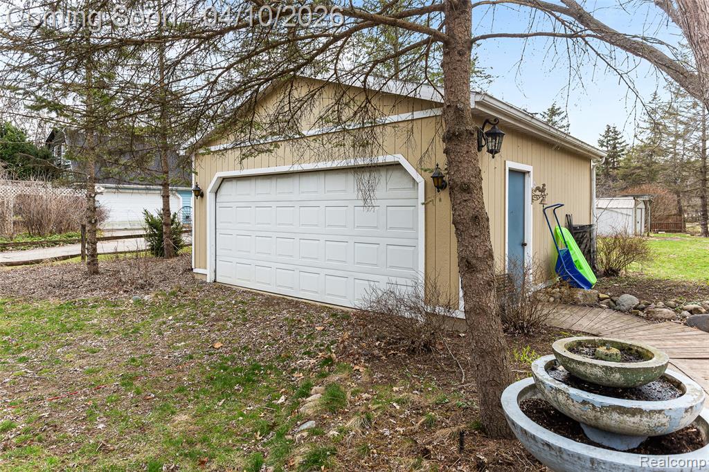 6374 Rickett Road, Brighton, MI 48116 — Photo 69