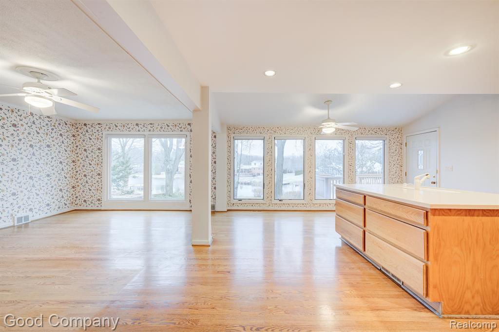 702 PARKMAN Drive, Bloomfield Hills, MI 48304 — Photo 15