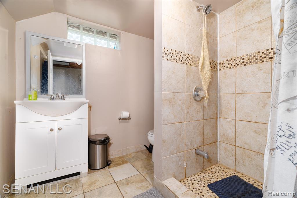 6001 WARWICK Street, Detroit, MI 48228 — Photo 26