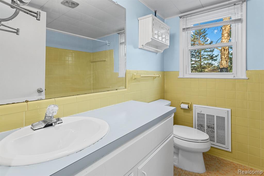 7085 OLD HAGGERTY Road, Canton, MI 48187 — Photo 30