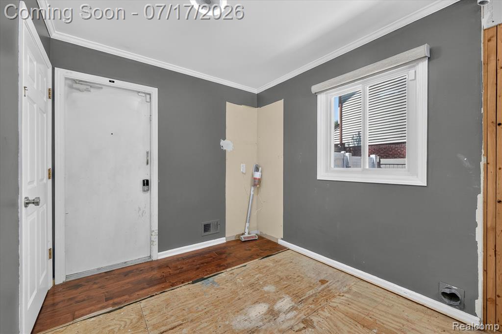 43798 Columbia Drive, Clinton Twp, MI 48038 — Photo 32