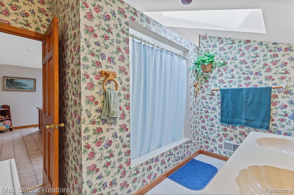 4700 Stanley Road, Columbiaville, MI 48421 — Photo 46