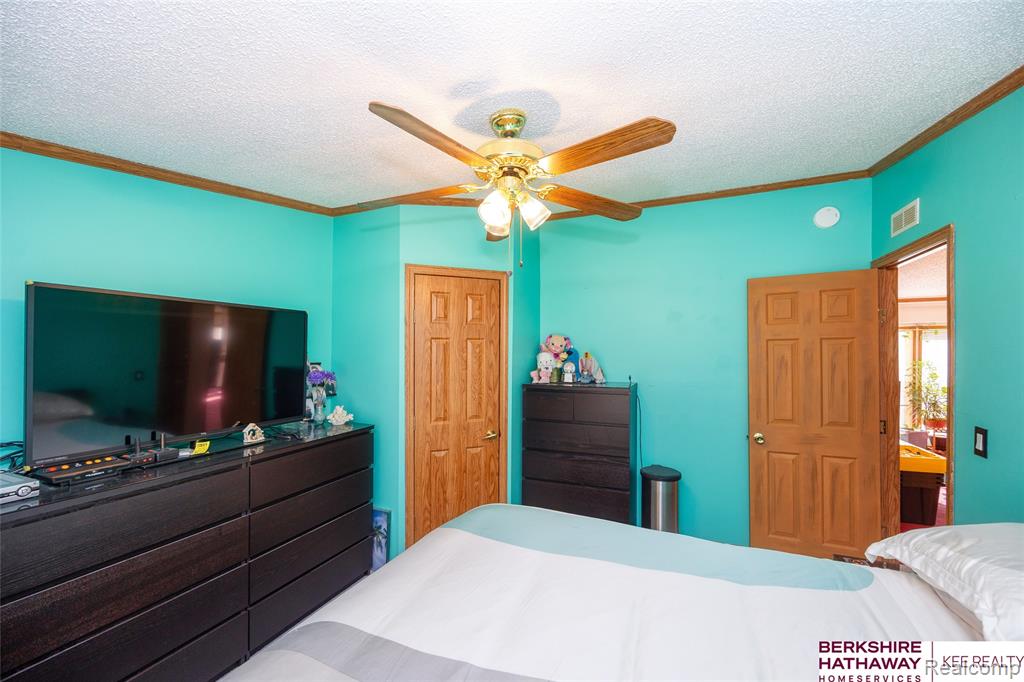 19090 Sumpter Road, Belleville, MI 48111 — Photo 51