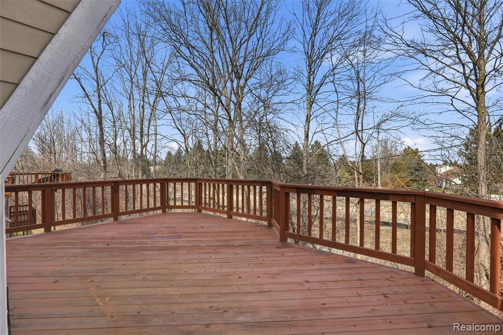 31192 Columbia Drive, Novi, MI, 48377