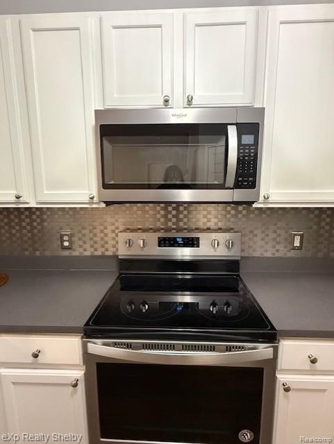 9103 Addington Drive, Commerce Twp, MI 48390 — Photo 5