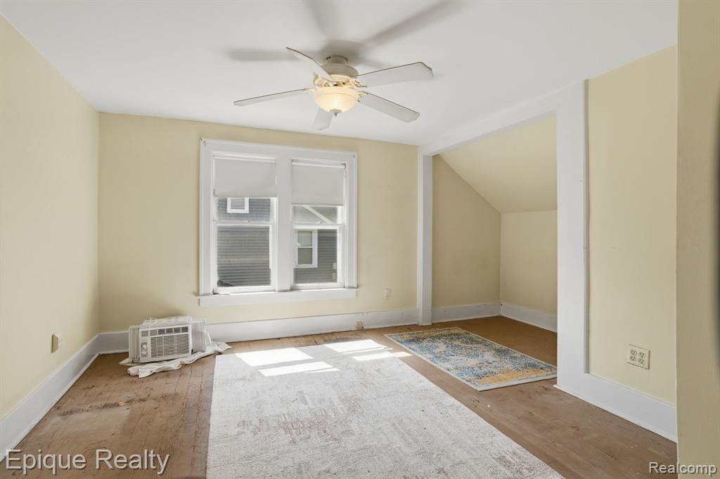 819 Tunnel Street, Port Huron, MI 48060 — Photo 14