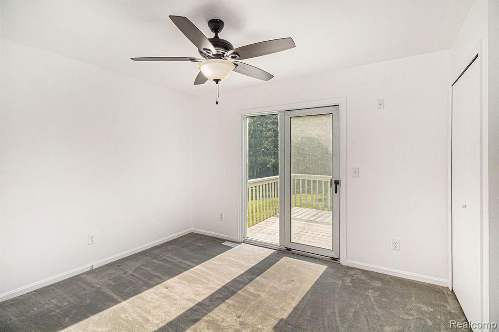 8767 FIELDCREST Drive, Brighton, MI 48116 — Photo 7