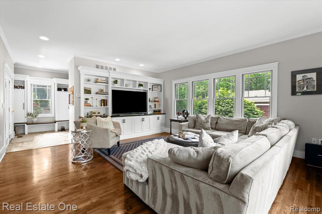 22 Elm Park Boulevard, Pleasant Ridge, MI — Photo 15