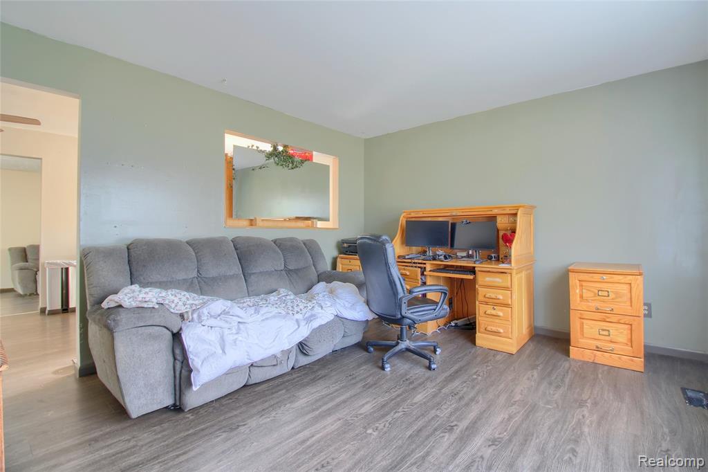 42272 Beechwood Court Court, Canton, MI 48188 — Photo 5